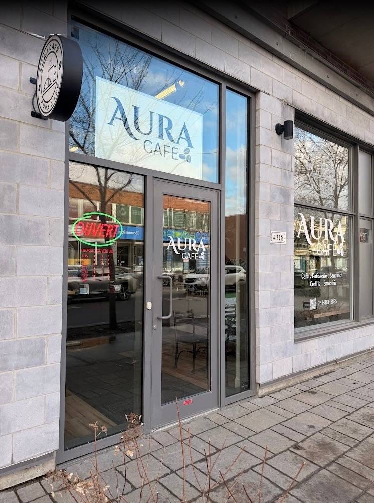 La façade d’Aura Café au 4318, avenue Papineau